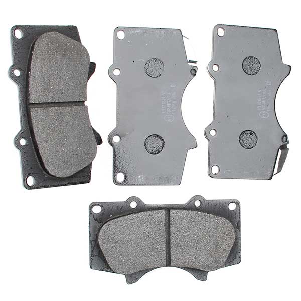 Eicher Premium Front Brake Pads Toyota Landcruiser 3.0 03- | Euro Car Parts