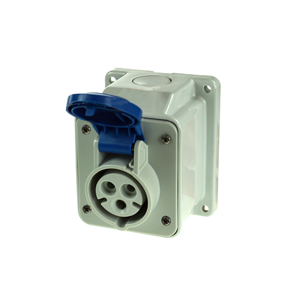 Maypole 16A 240V 3Pin Surface Mounted 16A Socket Outlet