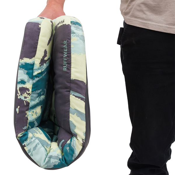Ruffwear Basecamp Dog Bed in Sweeping Sage (Medium)