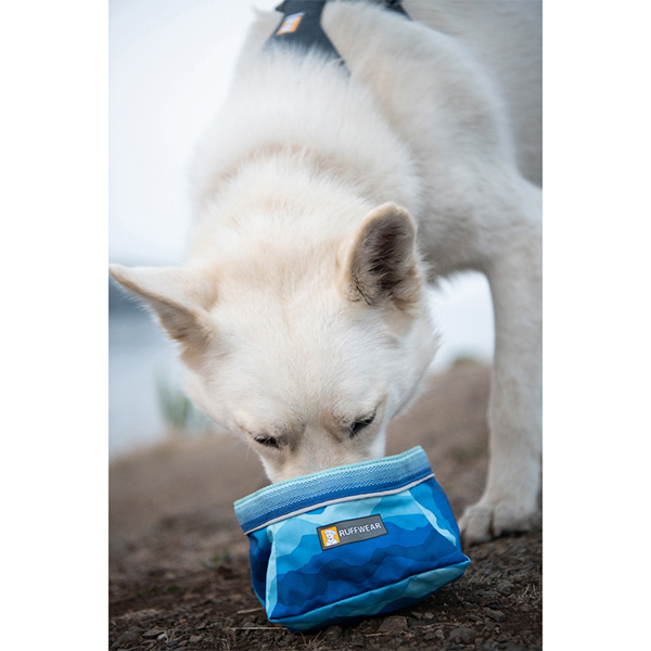 Ruffwear Quencher Dog Bowl with Coastal Mountains Print (Medium)