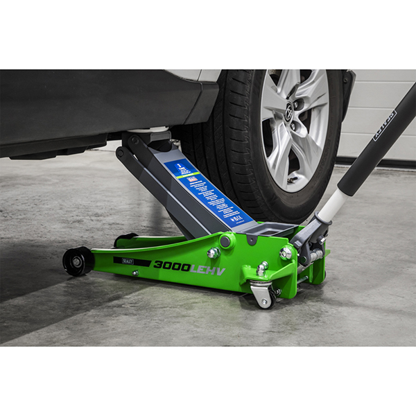 Sealey 3000LEHV Trolley Jack 3tonne Low Entry Rocket Lift Hi-Vis Green