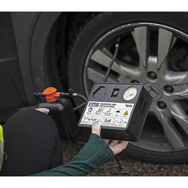 Sealey Tyre Inflator 12V + Emergency Puncture Sealant Kit